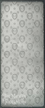 Load image into Gallery viewer, Alien Heads + Stars Texture Plate - TXP34
