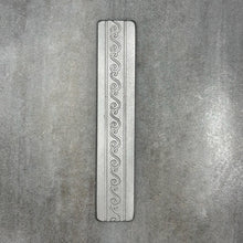 Load image into Gallery viewer, Swirls Ring Band Texture Plate - RB08
