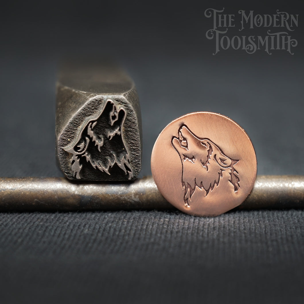 Xtra Large Howling Wolf Head; Left