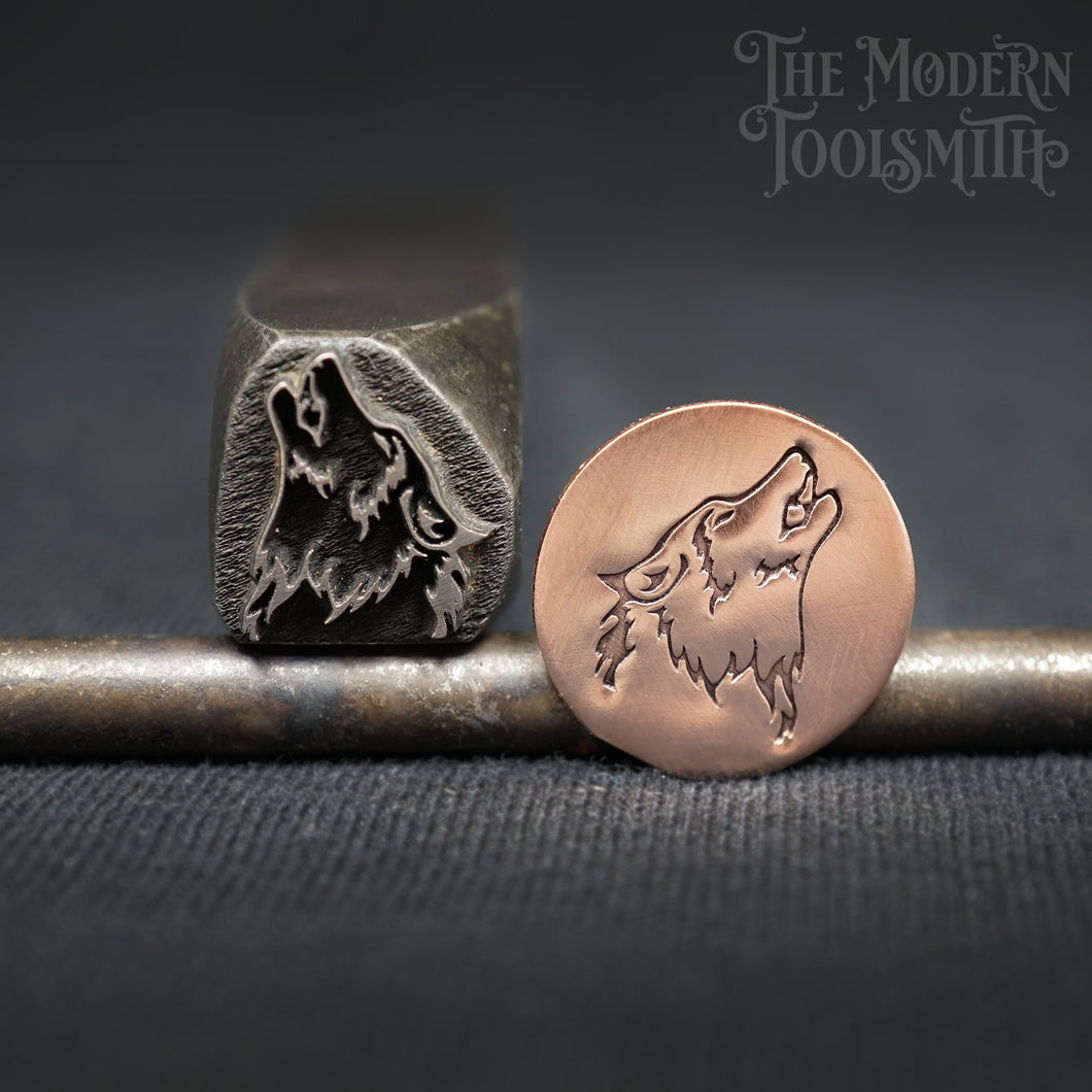 Xtra Large Howling Wolf Head; Right