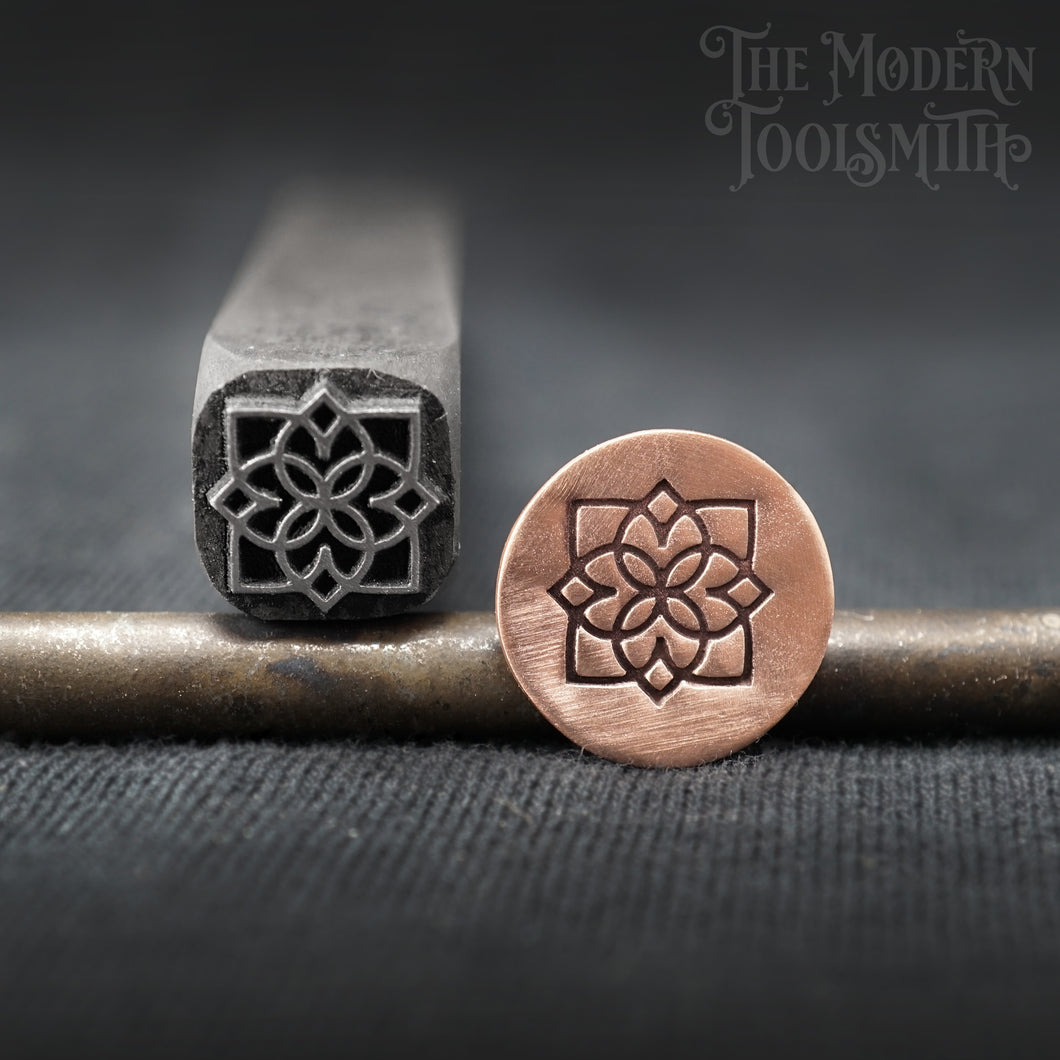 Large Ornamental Square v.3