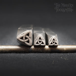 Medium Trinity Knot