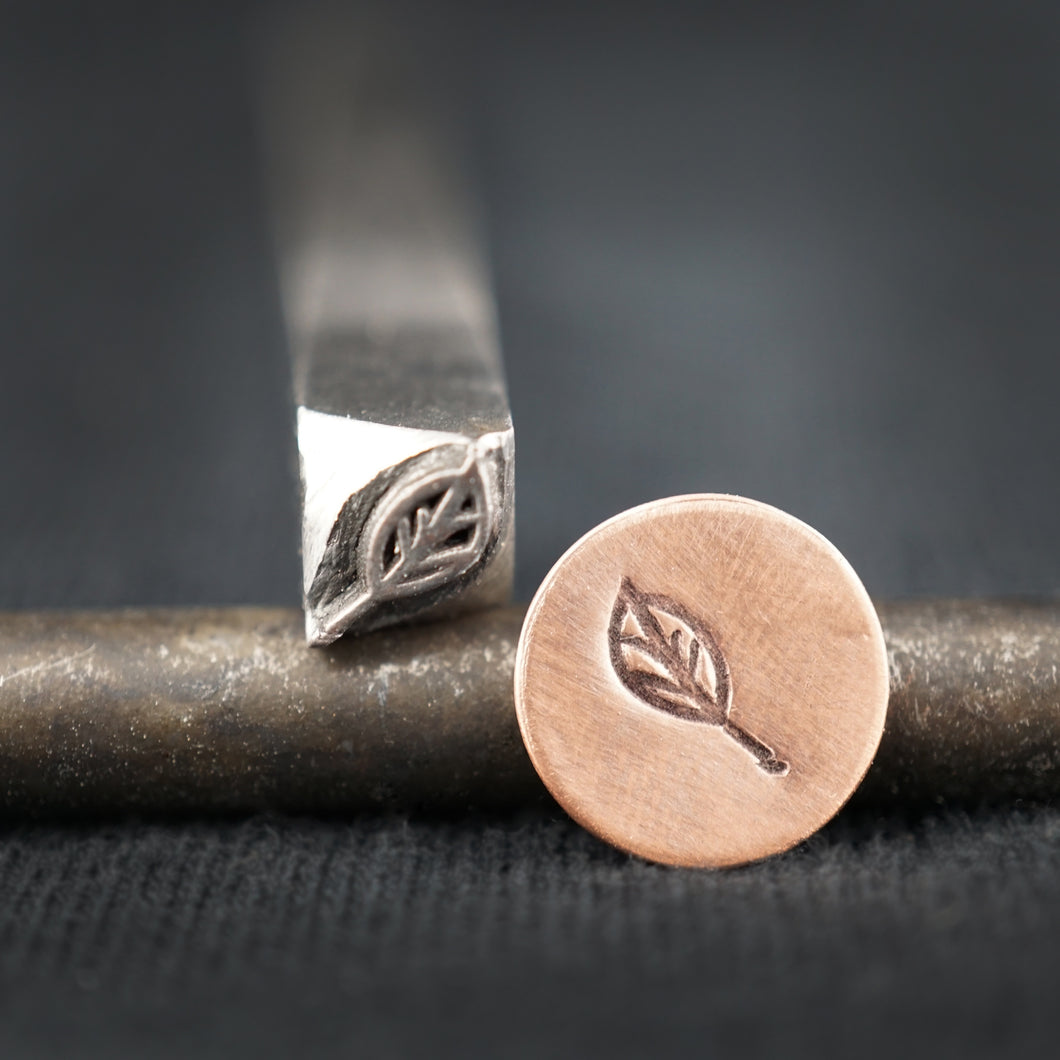 Tiny Simple Leaf v.5
