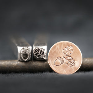 Tiny Acorn & Oak Leaf (SET)